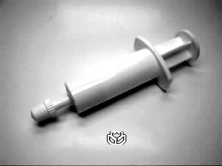 TCS2302 - 2ml (ca. 3,5g) Silberhaltige Wärmeleitpaste mit 80% Silbergehalt mit höchstem Wärmeleitwert, kann die CPU-Temperatur bis zu 8°C senken, in Dosierspritze abgefüllt, Wärmeleitwert 8,0 W/mK, (Menge ist ausreichend für ca. 10-20 Anwendungen bei CPUs mit kleiner Oberfläche