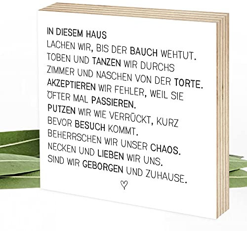 Wunderpixel® Holzbild In diesem Haus - 15x15x2cm zum Hinstellen/Aufhängen, Spruch auf Holz - schwarz-weißes Wand-Bild Aufsteller zur Dekoration oder Geschenk-Idee