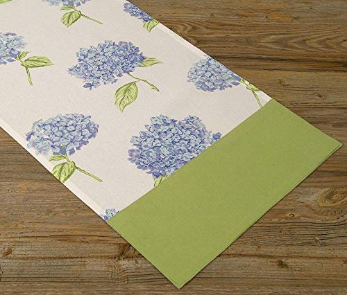 Tischläufer LOTTE Hortensien bedruckt Bordüre grün - Große Stoff Tischdecke Landhausstil 40 x 100 cm Tischdeko rechteckig - Waschbares Tischband aus 100 % Baumwolle, moderne Geburtstag, Party Deko