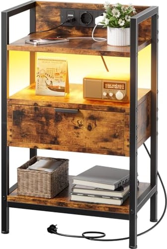 HLONONE Nachttisch mit Ladestation & LED, Beistelltisch mit Holzschublade & 3-stufiger Regalen, Nachtschrank mit Steckdosen & USB-Anschlüssen, für Schlafzimmer, Wohnzimmer, 30 x 44 x 70.5 cm, Braun