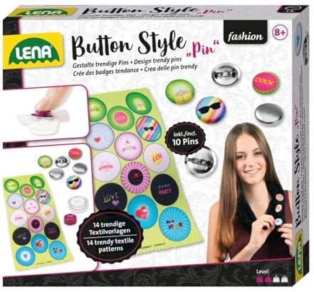 Lena 42566 - Bastelset Button Style Pin, Komplettset für coole Buttons mit 10 Metall Knöpfe, Werkzeug, 14 Textilvorlagen mit tollen Designs und Sprüchen, Fashion Mode Styling Set für Kinder ab 8 Jahre