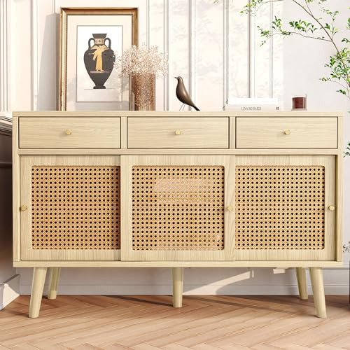 DRIXNO Sideboard, Kommode mit 3 Schubladen und 3 Schiebetüren, Rattangeflecht auf den Türfronten, Beine aus massivem Holz, Golden Metall Bügelgriff,verstellbare Ablagen,Eiche,120x 40x78cm