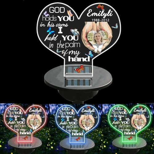 TTFEVVGX Personalisierte Foto-Solarleuchten, Herz, Gedenkpfahl, Gott hält Sie in seinen Armen I Hold You in The Palm of My Hand, Outdoor, Garten, Hof, Grabdekoration für Familie, Freunde,
