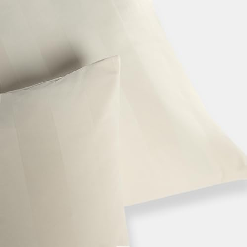 OHS Stripe Velvet Cushion Covers 45 x 45cm, Ultra Soft Decorative Square Throw Pillow Covers Pack of 2 with Invisible Zipper for Sofa Bedroom Living Room, Cream