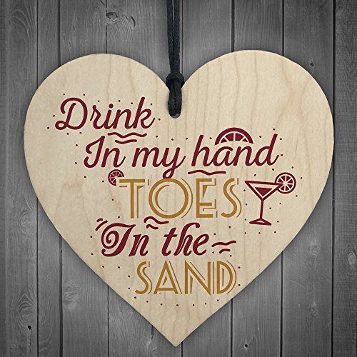 Red Ocean Drink In My Hand Alcohol Summer House Wood Heart Plaque Garden Sign Novelty Friendship Gift