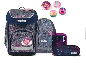 ergobag Schulranzen-Set cubo Set Bärlaxy - Lila | Ergonomischer Schulranzen klassisch 5-teilig für die 1. Klasse der Grundschule