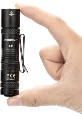 PIOOCAN Linterna pequeña de 1200 lúmenes para EDC, linterna LED recargable con 4 modos, mini linterna muy brillante, para camping, pesca, senderismo, reparación y emergencia (negro)
