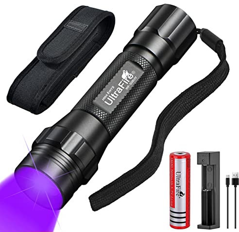 UltraFire UV Taschenlampe 395-405nm Schwarzlicht Zoombare Ultraviolett LED Taschenlampe mit Holster, 3,7V 2600mAh Wiederaufladbare Batterie und Ladegerät, WF-508UV