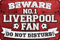 Wetterfestes Deko Blechschild für Fußball Fans, hier wohnt ein Liverpool Fan – Wandschild, Türschild, Torschild, lustiger Fussball Spruch, Fanartikel (20 x 30 cm)