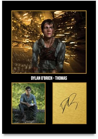 HWC Trading Dylan O'Brien The Maze Runner Brien Thomas Geschenke Geducktes Signiertes Autogramm Foto für Fans von Film Memorabilien - A4 Nur Druck (ID-006328)