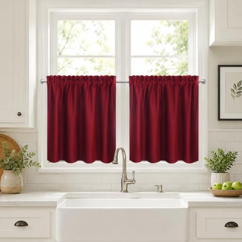 Aquazolax Lot de 2 Rideaux décoratifs de Noël avec Passe-Tringle pour fenêtre de Cuisine - Isolation Thermique - 71,1 cm de Large x 91,4 cm de Long - Rouge Bordeaux