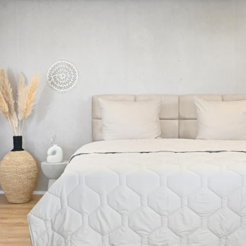 HappyBed 140x200 - Einzelne Bettdecke - Waschbare Bettdecke ohne Bezug - Bedruckte Bettdecke ohne Bezug - Spannbettdecke mit Druck - Mikrofaser - Taupe