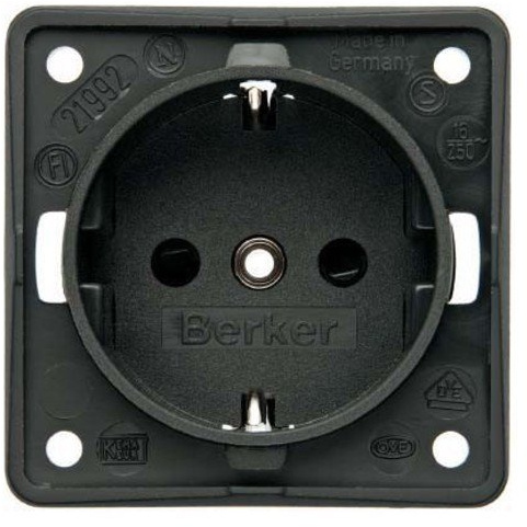 Berker 941852505 - Berk Steckdose SCHUKO (3 Stück Steckdose)