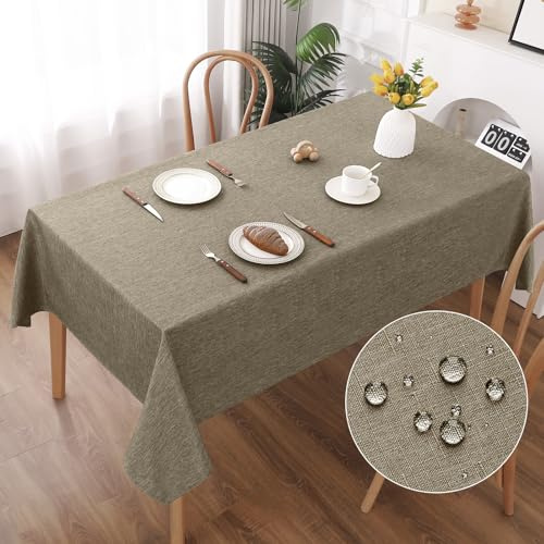AooHome Tischdecke Abwaschbar, Kaffee Braun Tischdecken 135x180cm Leinen-Optik Tischtuch aus Polyester Wasserabweisend mit Lotuseffekt, Dauerhaft Kratzfest für Wohnzimmer, Esszimmer, Balkon, Garten