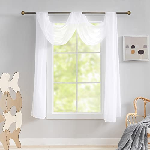 Luvyohmee Weißer durchscheinender Volant-Vorhang, 540 cm Langer Voile-Vorhang, Drapierung für Party/Hochzeit/Geburtstag/Revelry/Karneval, Dekoration für Himmelbett/Wohnzimmer/Wand