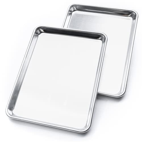 KITCHENATICS 2er-Set Backset in Jelly Roll-Größe, Ungiftige, Leicht zu Reinigende Backbleche in Handelsüblicher Qualität, Ofenfest, Backbleche mit Antihaftbeschichtetem Rand – 27 cm x 39,62 cm