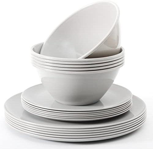 Youngever 18 Pieces Re-usable Plastic Kitchen Dinnerware Set, Plates (20CM & 25CM), Bowls (1000ML), Service for 6 (Grey)