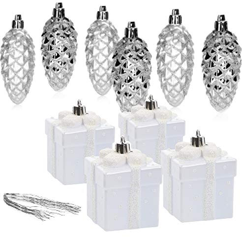 com-four® 10x Christbaumanhänger-Set Tannenbaum-Zapfen und Geschenke in silberfarben, weiß bruchfest, Christbaumschmuck für die Weihnachtsbaum-Dekoration