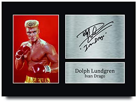 HWC Trading A4 Dolph Lundgren Rocky 4 IV Ivan Drago Presents gedrucktes signiertes Autogramm Bild für Film-Fans – A4