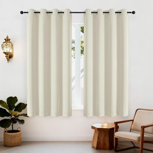 Simplebrand Verdunklungsvorhänge Gardinen mit Ösen, Beige Blickdicht Vorhänge,2 Stück,Vorhänge Kurz Modern H 175 x B 140 cm, Weiche Schiebevorhänge für Schlafzimmer,Wohnzimmer usw