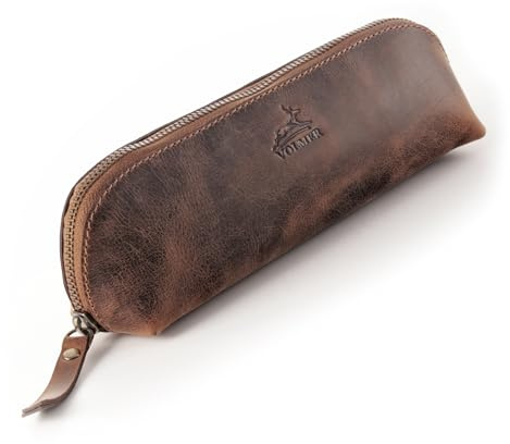 Fa.Volmer ® Federmäppchen in Leder – Federtasche für Büro, Uni, Schule und Atelier – Stiftetui, Stiftmappe, Toolbag (braun)