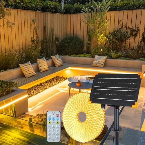 Gaoxun Bande LED solaire d'extérieur - 960 LED - 15 m - Étanche IP68 - Avec télécommande - Intensité variable - 8 modes - Barre LED flexible pour jardin, véranda, balcon, pavillon, parapluie - Blanc