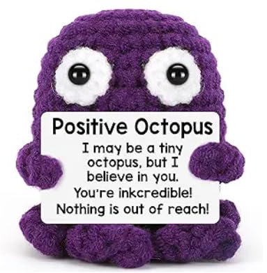 MLZTINGR Lustige Positive Oktopus Puppe | Niedlich Gestrickte Oktopus Puppe mit Inspirierender Karte | Kreativ Häkel-Tier für Dekoration Ermutigendes Geschenk