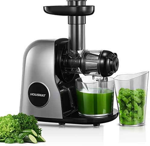 Licuadora Prensado en Frío, Housnat Extractor de Zumos y Verduras con Motor Silencioso y Función Inversa, Licuadora para Verduras y Frutas Fácil de Limpiar con un Cepillo Extra, con Recetas