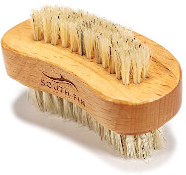 SOUTH FIN Natural Bristle Nail Brush with Beechwood Handle for Manicure and Pedicure Clean and Remove Calluses