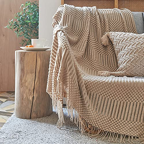 Zoomlie Strickdecke mit Fransen und Quasten, 120 x 170 cm, warm, dekorativ, gemütlich, luxuriös, für Couch, Stuhl, Sofa, Bett, Büro (hellbraun, 1)