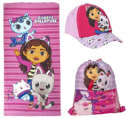 Set Infantil de Gabby´s Dollhouse - Color Rosa y Lila - Incluye Saquito de Tela, Toalla y Gorra - Estampado de Gabby, Pandy Paws y Kitty Fairy - Producto Original Diseñado en España
