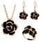 TOEECY Rose Schmuckset für Damen und Mädchen Kamelie Blume Anhänger Halskette Ohrringe und Einstellbar Ringe Set Emaille Zirkonia Schmuck Set für Hochzeit Braut (Roségold)