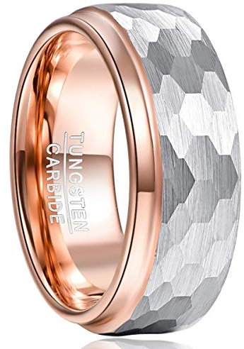 TUNGSTORY Herren Wolframring Ehering Roségold 8mm Seitenschritte Überzug Damen Mädchen Paare Ring mit Gehämmertem Design Freundschaftsring Größe 67.2(21.4)