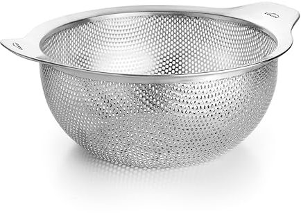 Lacor - 62732 - Escurridor de Acero Inoxidable 18/10 (Ø22 cm) con Asas, Multifunción para Escurrir, Colar y Tamizar, Ideal para Verduras, Pasta y Arroz, 100% Apilable y Apto para Lavavajillas