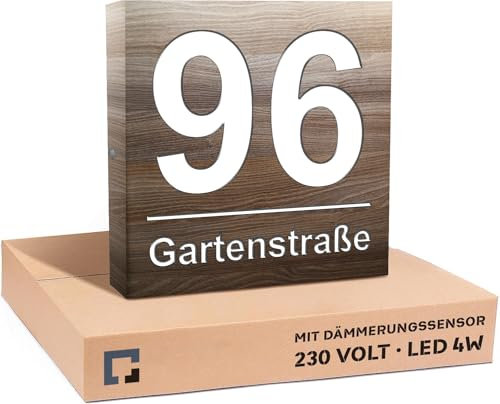 PRINTIMA Premium Gravur Personalisierter Hausnummer Anthrazit Beleuchtet Led Strom 230V, Hausnummernschild mit Dämmerungssensor |30x30cm, 4W/A+++| Wasserdicht (Dunkles Holz)