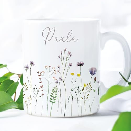 Wandtattoo Loft Wildblumen Keramiktasse personalisiert mit Wunschnamen, glänzend – Camping Tasse 330ml, Namenstasse mit lila Blumen Design, Tasse Naturmotiv, individuelle Keramiktasse mit Wunschname