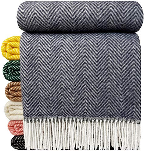 STTS International Wolldecke 100% Schurwolle Wohndecke 140 x 200 cm Tagesdecke Schurwolldecke Woll-Plaid Tirol in vielen Farben erhältlich (Dunkelblau/Dunkelgrau (D-M)