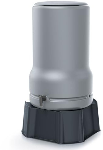Regentonne rund Regenwassertank Basic Komplett-Set mit 110 Liter Volumen in der Farbe grau ist aus UV- und witterungsbeständigem Material mit kindersicherem Deckel
