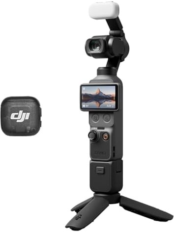 DJI Osmo Pocket 4 Combo Creator videocamera stabilizzata tascabile per vlog | CMOS da 1″ e 4K/240fps, zoom senza perdita 2×, 107 GB di memoria integrata, Trasmettitore Mic 3, luce di riempimento