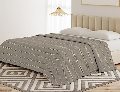 Banzaii Copriletto, Telo Copritutto multiuso per Arredo Isabel Tortora 250x250 cm
