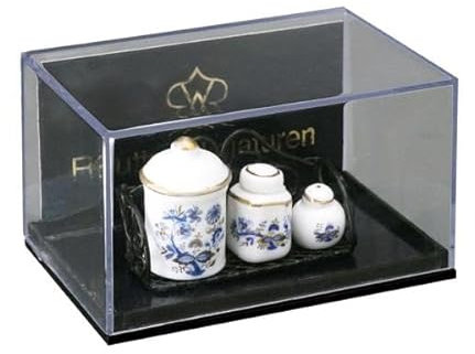 Küchenregal mit verschiedenen Porzellandosen, Goldzwiebel