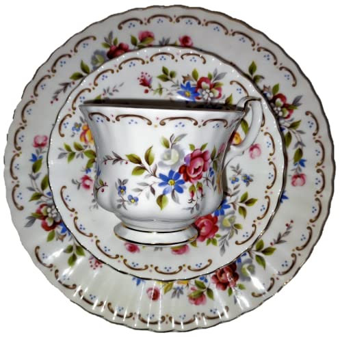 AngiesStrickZauber Venduto: Royal Albert/Original/Jubilee Rose / 1 tazza - 1 piattino - 1 piatto da torta/originale/Bone Cina/Inghilterra