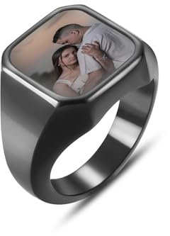 OTXIXTO Personalisierter Foto-Siegelring für Männer Frauen Edelstahl Silber/Schwarz Quadratisch Ring Gravur Farbiges/Schwarz-Weißes Bild Gedenkschmuck Geschenk für Vater Freund Ehemann -B1, Größe 11