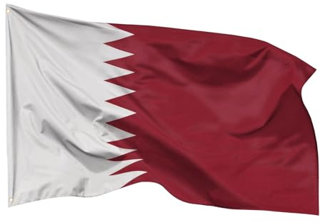 PHENO FLAGS Bandiera del Qatar 90 x 150 cm - Bandiera nazionale realizzata in poliestere resistente alle intemperie con doppia cucitura e occhielli in metallo