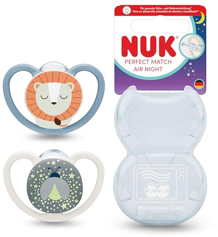 NUK Perfect Match Air Night Baby-Schnuller | 0-6 Monate | Leuchtende Schnuller, die Luftzirkulation fördern & Speichelrash verhindern | 95% Baby-Akzeptanz** | Löwe | 2 Stück