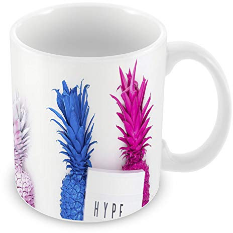 Fabulous Keramische Becher 325ml Ananas Gemalt in Blau-Weiß und Rosen mit Hype-Panel auf weißen Hintergrund