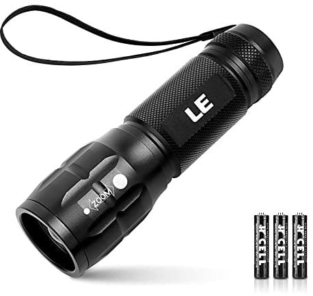 Lepro Lampe Torche L8000 Puissante, Lampe de Poche Zoomable Étanche IPX4, 3 AAA Piles Compris, Torche LED Militaire en Aluminium pour Camping, Randonnée, Urgences, Lot de 2