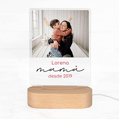 Wanapix | Lámpara 3D Personalizada con Foto | Regalo Día de la Madre | Madera Natural | Incluye cable USB, No Necesita Pilas | Luz LED Blanca | Mamá (corazón)