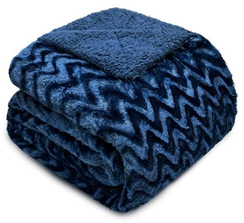 Whale Flotilla Kuscheldecke aus Sherpa 150x200 cm Flauschige Decke | für Couch, Sofa und Bett, Fleecedecke Wohndecke für Jahreszeiten, Warm und Weich, Marineblau