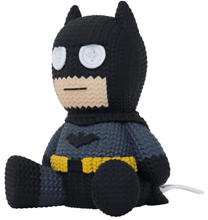 Handmade by Robots DC - Batman Black Suit Edition Collectible Vinyl Figure [FIGURKA]